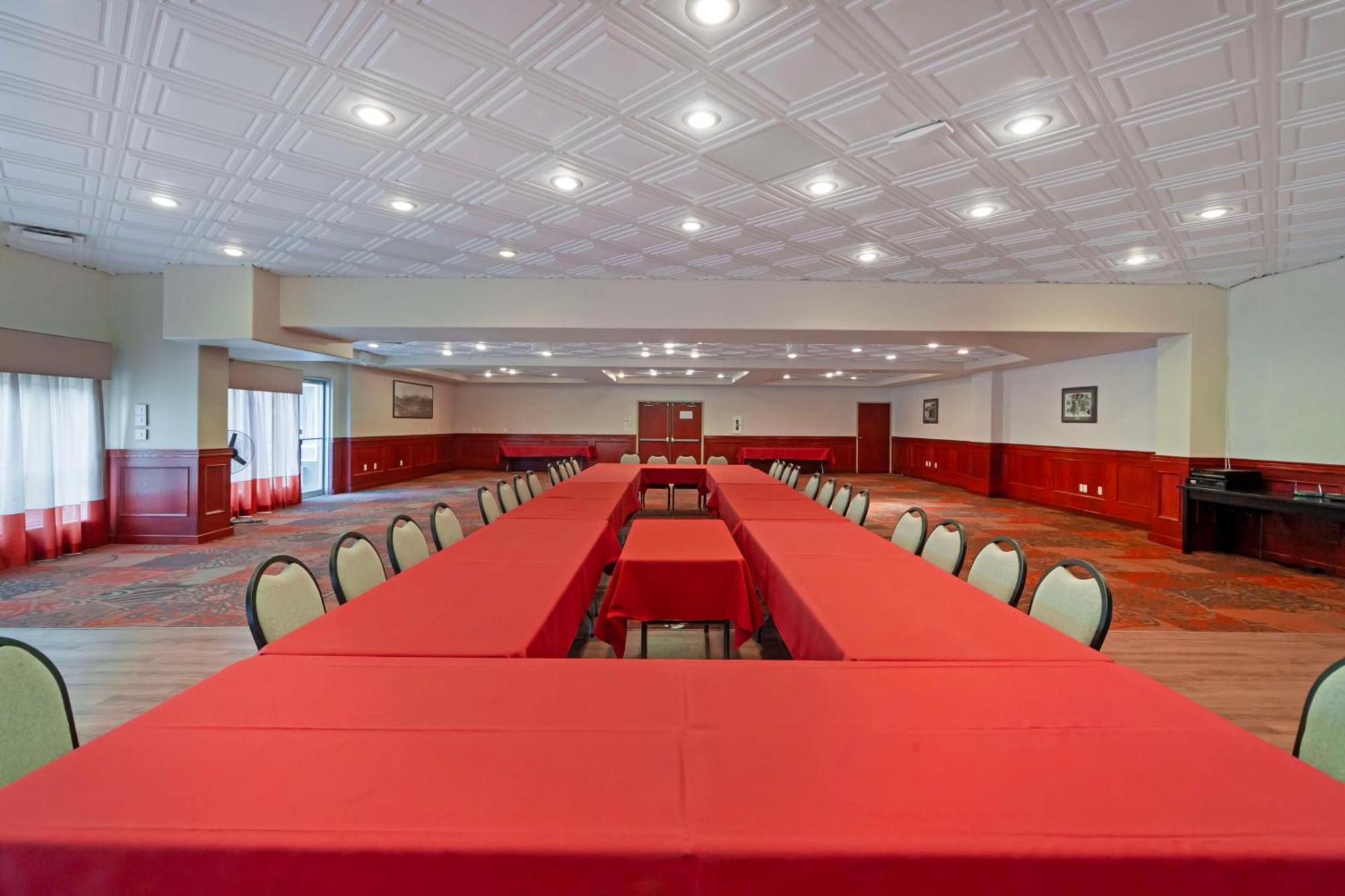 Best Western High Road Inn Edson Luaran gambar